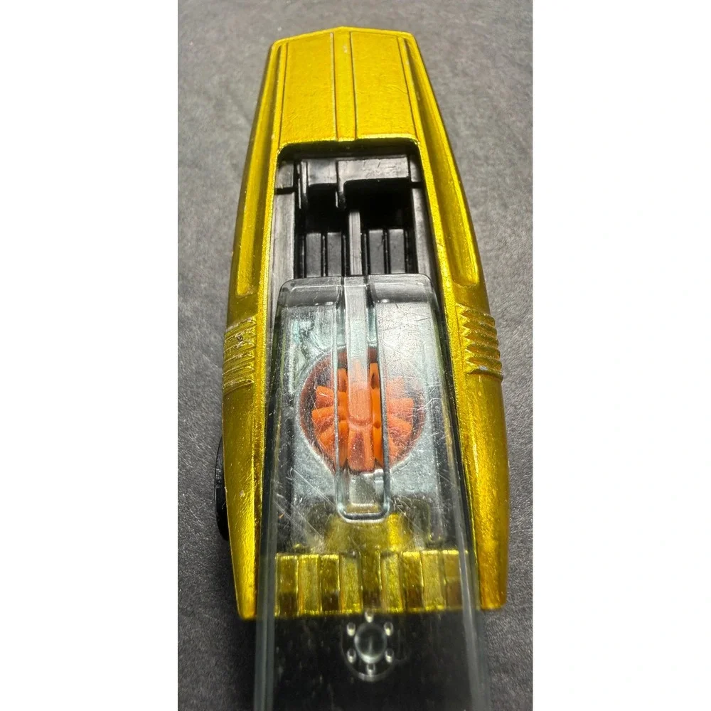 Hot Wheels Whip Creamer Redline 1:64 Yellow Spectraflame 1969 Vintage Diecast